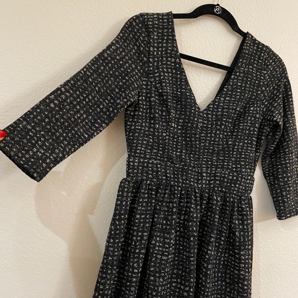 Franchesca’s Mid-Length Dress - Picture 6 of 9